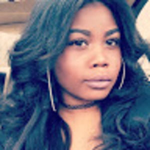 Meet your Posher, Chanel